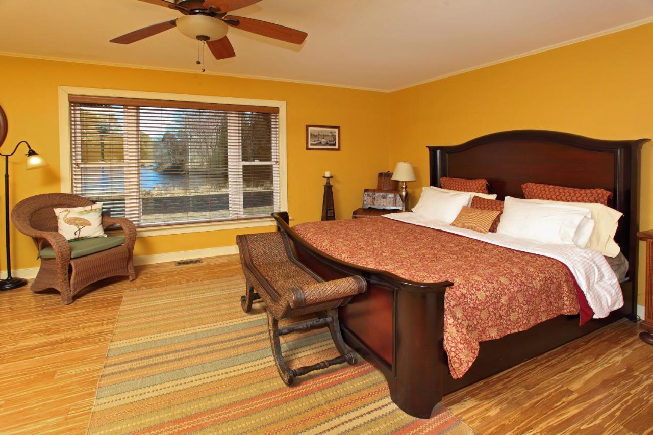 The Inn At Tabbs Creek Port Haywood ภายนอก รูปภาพ