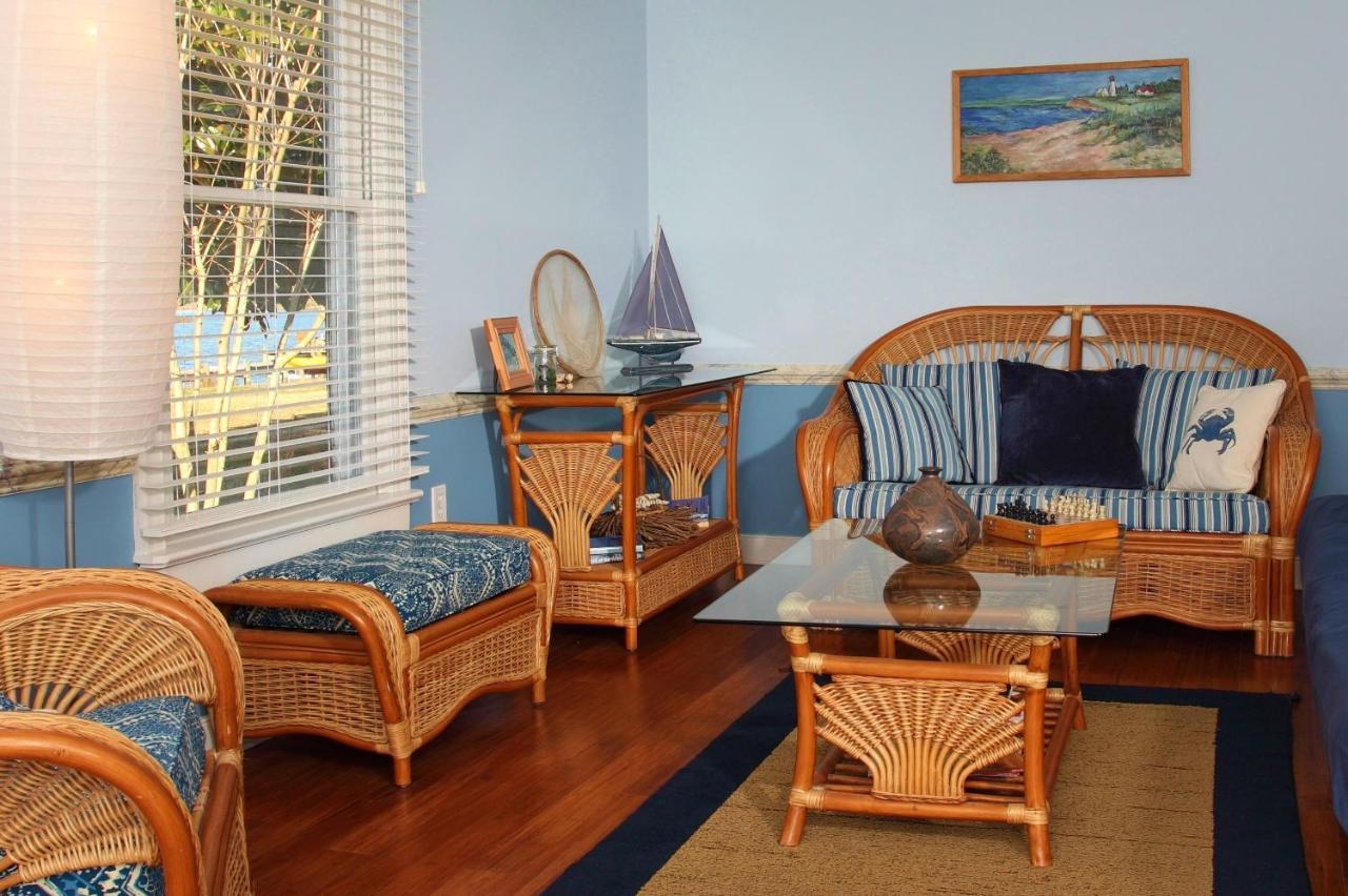 The Inn At Tabbs Creek Port Haywood ภายนอก รูปภาพ